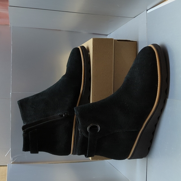 BNWT Clark Addiy Kara Ankle shoes Black / 6M - Picture 2 of 11